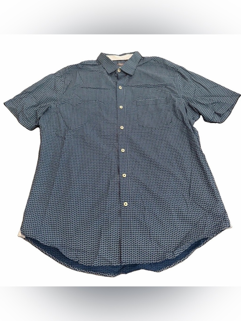 Van Heusen Navy Micro-Pattern Short-Sleeve Button-Down Shirt